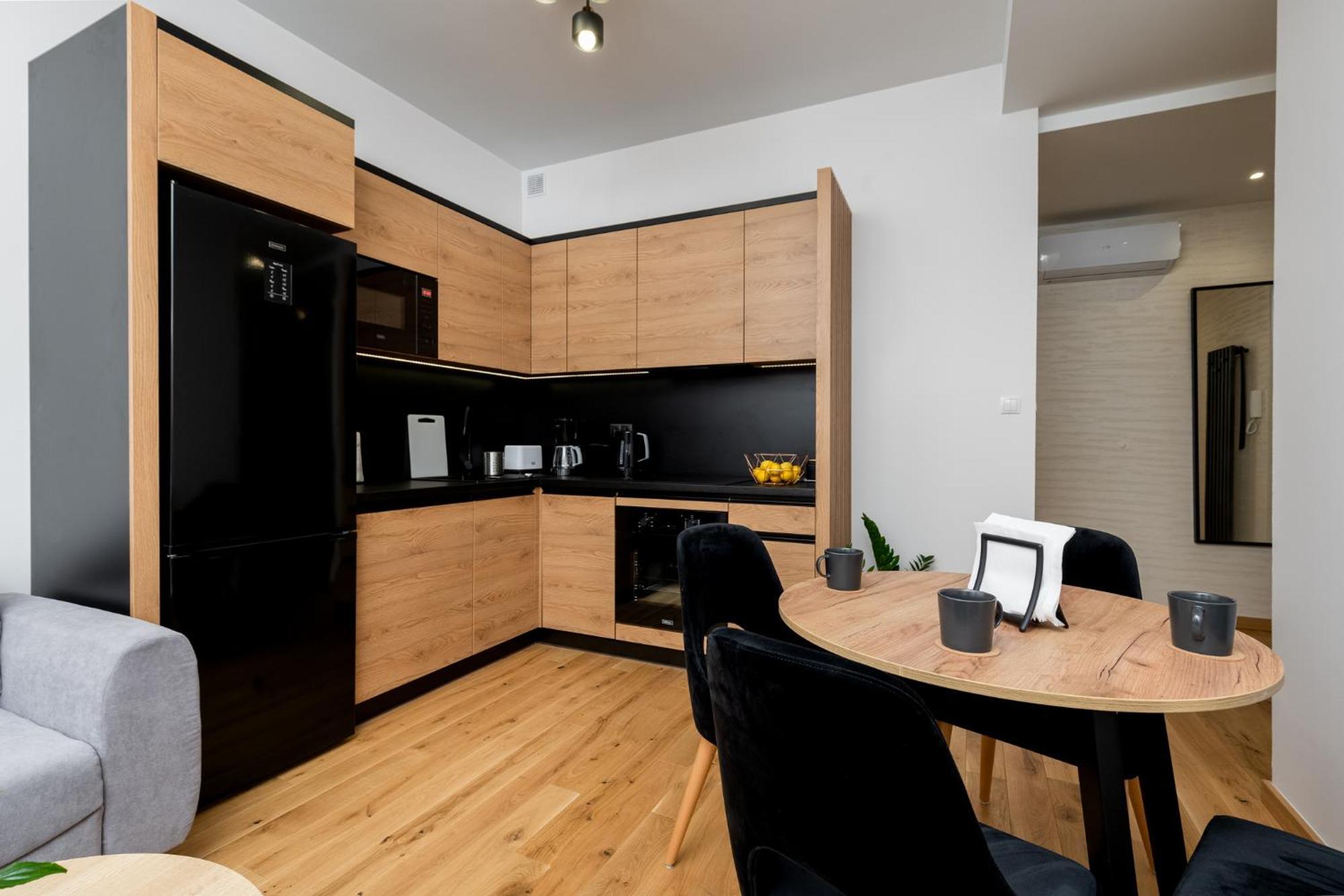 קרקוב Revesen Premium Apartments מראה חיצוני תמונה